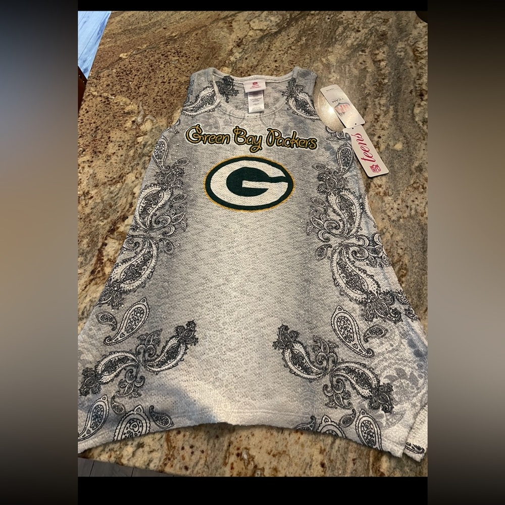 Green Bay teens apparel sleeveless shirt size XS